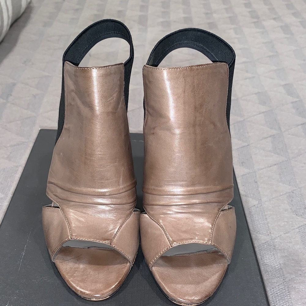 Vince Camuto taupe with black elastic on back Open-Toe Heels